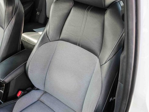 Used 2020 Toyota Corolla XSE image 25