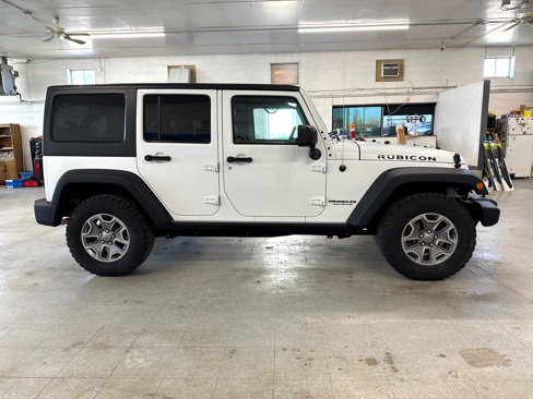 Used 2015 Jeep Wrangler Unlimited Rubicon w/ Max Tow Package image 80