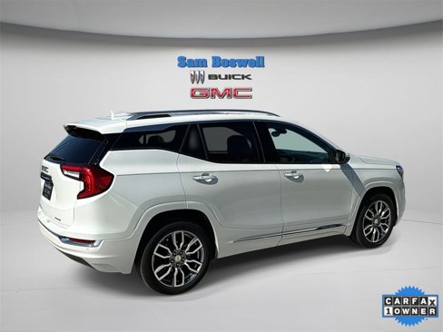 Used 2022 GMC Terrain Denali w/ Denali Premium Package image 6