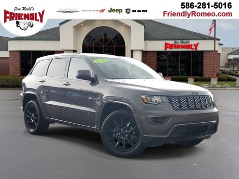 Used 2020 Jeep Grand Cherokee Altitude image 1