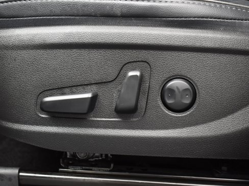 Used 2022 Hyundai Santa Fe SEL w/ Convenience + Premium Package image 9