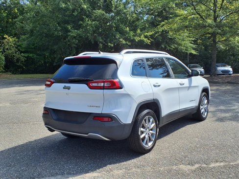 Used 2018 Jeep Cherokee Limited image 6