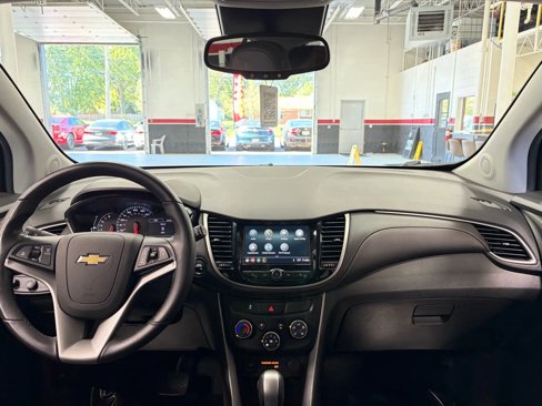 Used 2019 Chevrolet Trax LT w/ LT Convenience Package image 50