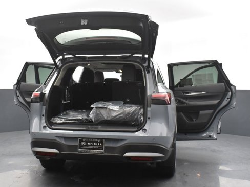 New 2026 INFINITI QX60 Luxe w/ Family Package image 39