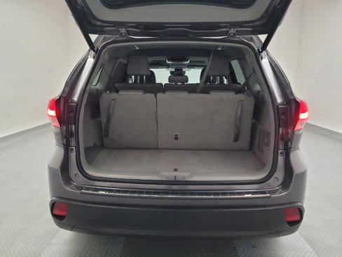 Used 2017 Toyota Highlander XLE image 29