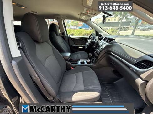 Used 2015 Chevrolet Traverse LT w/ Style and Technology Package image 38
