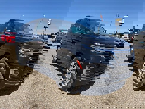 Used 2023 Chevrolet Equinox LT image 1