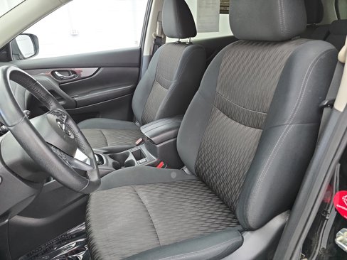 Certified 2019 Nissan Rogue SV image 15