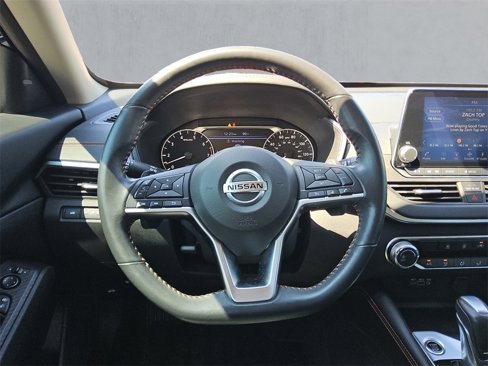 Used 2022 Nissan Altima 2.5 SR image 12