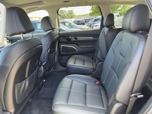 Used 2022 Kia Telluride SX w/ Nightfall Edition Package image 34