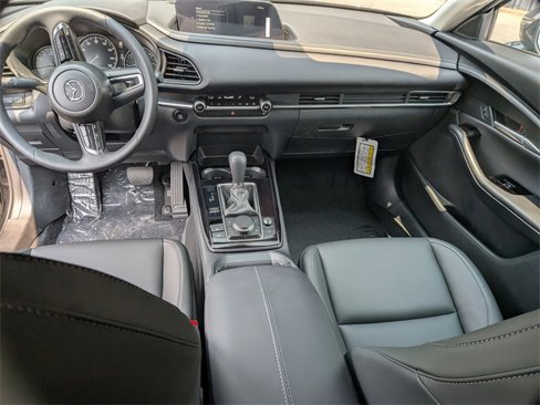 New 2025 MAZDA CX-30 AWD 2.5 S w/ Select Sport Pkg image 31