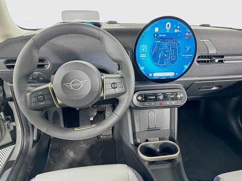 Certified 2025 MINI Cooper 2-Door Hardtop image 18