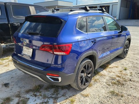 Used 2022 Volkswagen Taos SE image 7