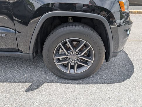 Used 2021 Jeep Grand Cherokee Limited image 4