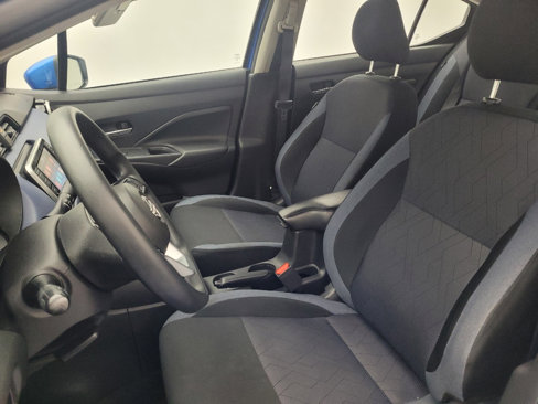 Used 2023 Nissan Versa SV image 17