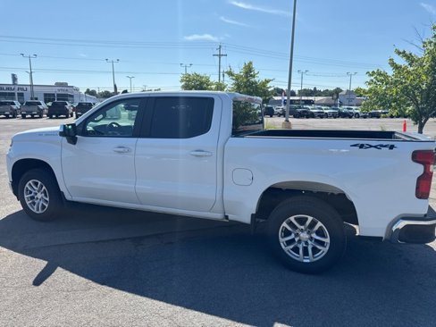 Used 2022 Chevrolet Silverado 1500 LT image 13