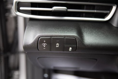 Used 2025 Hyundai Elantra SE image 17
