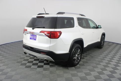 Used 2017 GMC Acadia SLT image 29
