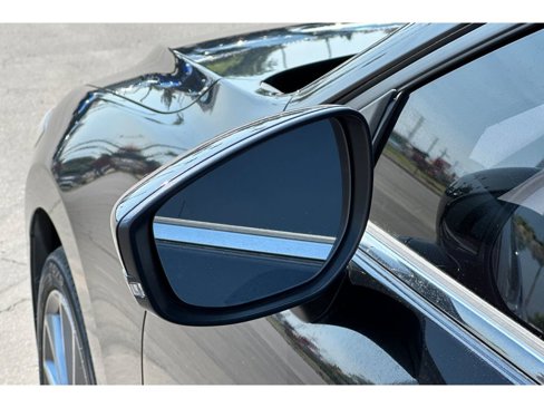 Used 2022 MAZDA MAZDA3 s image 13