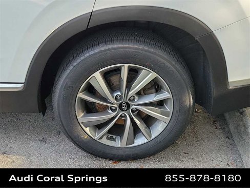 Used 2020 Hyundai Santa Fe SEL w/ Convenience Package image 23