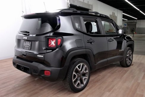 Used 2018 Jeep Renegade Latitude w/ Cold Weather Group image 5