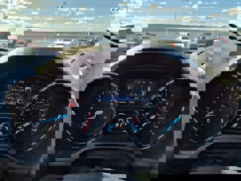 Used 2018 Ford Escape SEL image 9