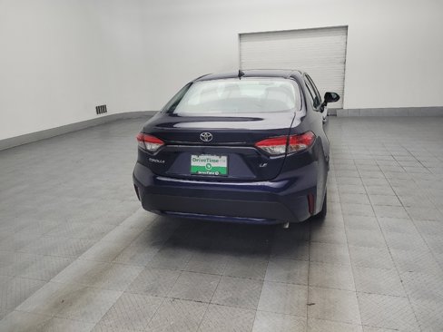 Used 2021 Toyota Corolla LE image 7