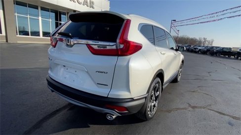 Used 2018 Honda CR-V Touring image 8