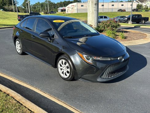 Used 2020 Toyota Corolla LE image 6