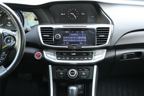 Used 2015 Honda Accord Touring image 33