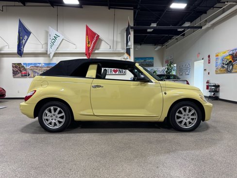 Used 2007 Chrysler PT Cruiser Touring image 27