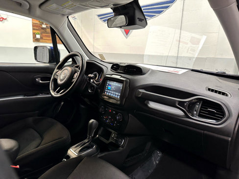 Used 2018 Jeep Renegade Altitude image 24