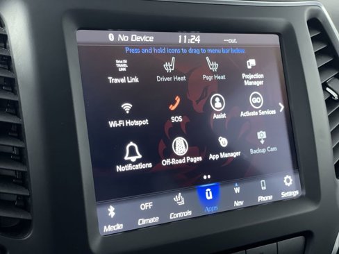 Used 2023 Jeep Cherokee Altitude Lux image 13