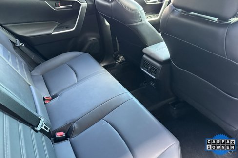 Used 2022 Toyota RAV4 XLE Premium image 19