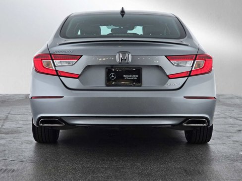 Used 2022 Honda Accord Sport image 6