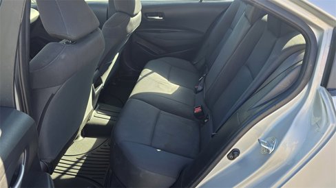 Used 2021 Toyota Corolla LE image 15