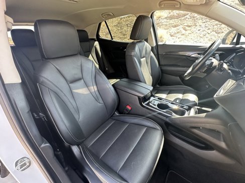 Used 2023 Buick Envision Essence image 33