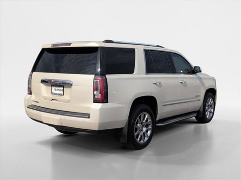 Used 2015 GMC Yukon Denali w/ Touring Package image 6