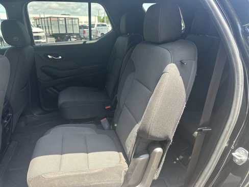Used 2022 Chevrolet Traverse LT image 35