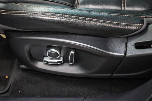 Used 2020 Jaguar F-PACE Prestige image 17