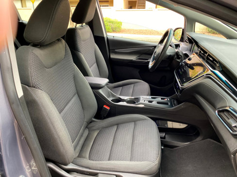 Used 2023 Chevrolet Bolt LT image 46