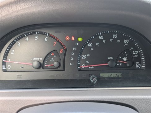 Used 2004 Toyota Camry LE image 15