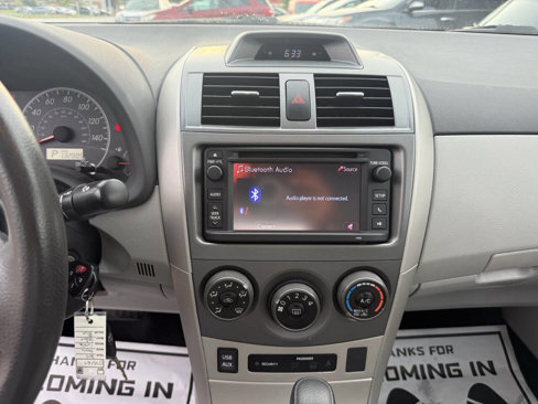 Used 2013 Toyota Corolla LE w/ Premium Pkg image 24