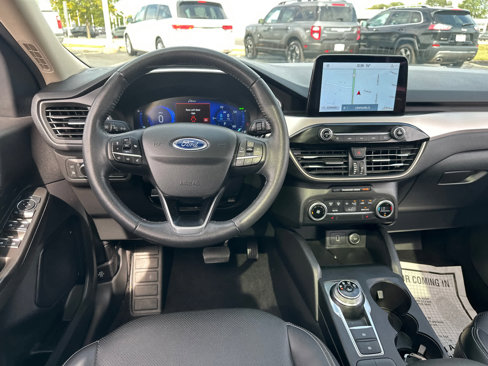 Used 2020 Ford Escape SE Sport image 16