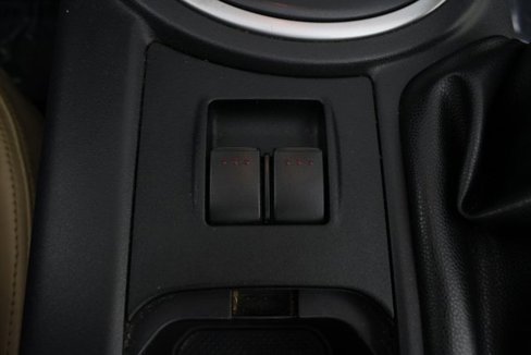 Used 2012 MAZDA MX-5 Miata Grand Touring w/ Premium Pkg image 4