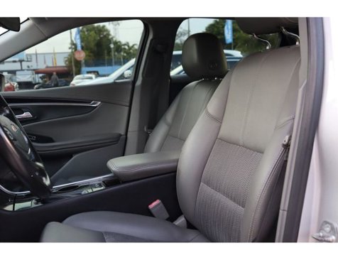 Used 2018 Chevrolet Impala LT image 18