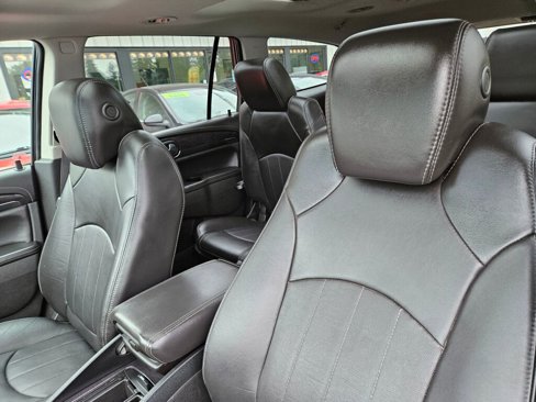 Used 2017 Buick Enclave Premium image 21