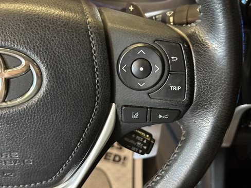 Used 2019 Toyota Corolla L image 10
