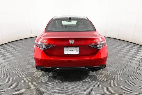 New 2025 Alfa Romeo Giulia w/ Driving Assist Package image 31
