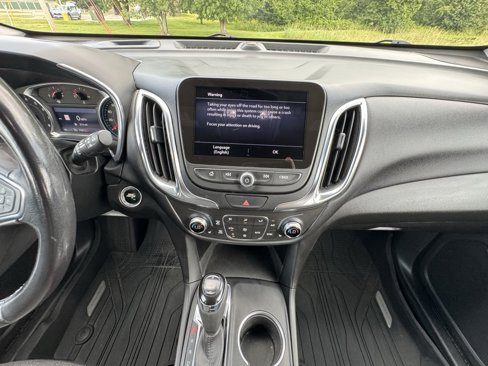 Used 2020 Chevrolet Equinox LT image 47